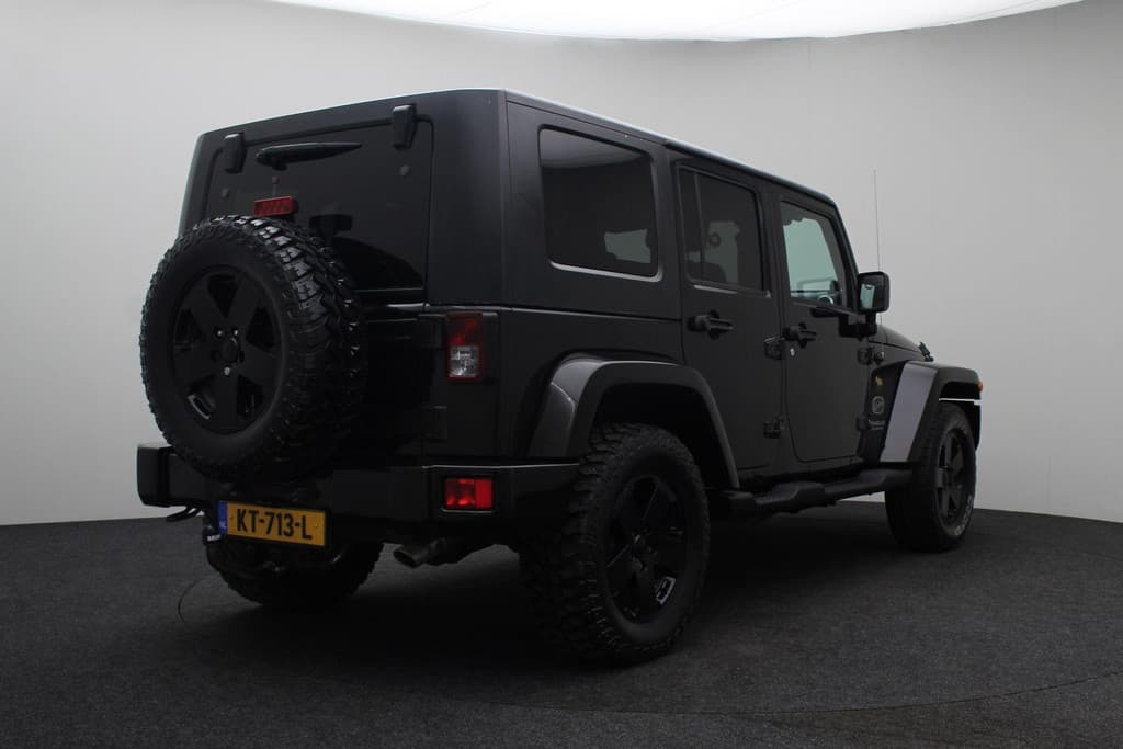 Jeep Wrangler Unlimited 2.8 CRD Sport thumbnail 3