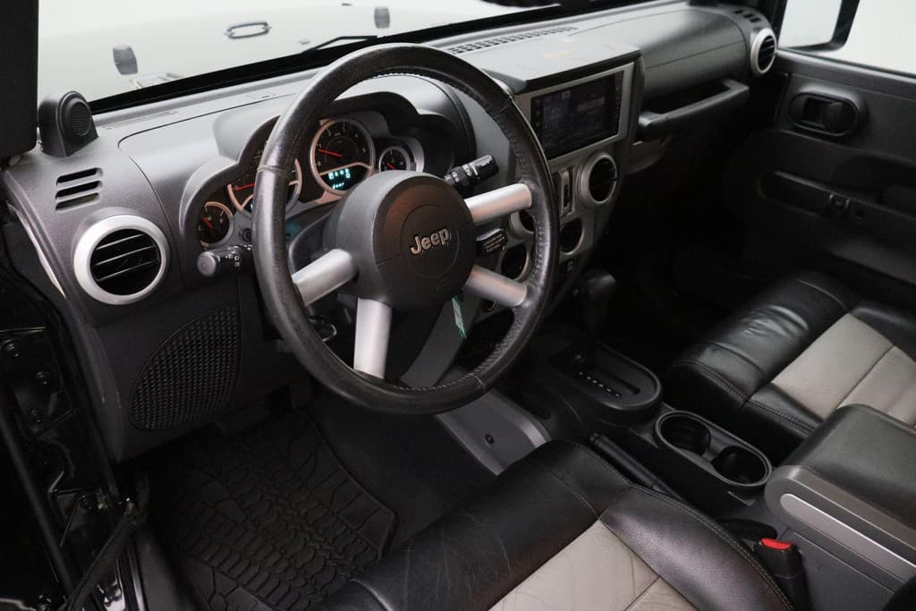 Jeep Wrangler Unlimited 2.8 CRD Sport thumbnail 4