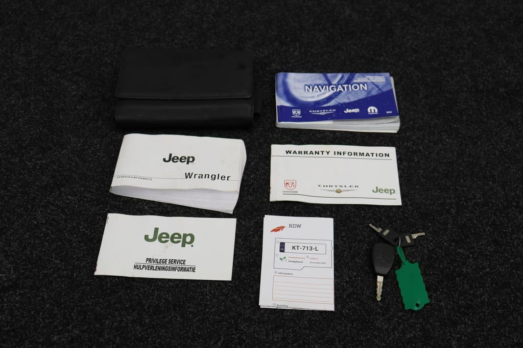 Jeep Wrangler Unlimited 2.8 CRD Sport thumbnail 34