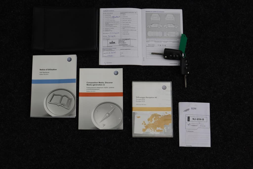 Volkswagen Golf Sportsvan 1.2 TSI Business Edition thumbnail 16