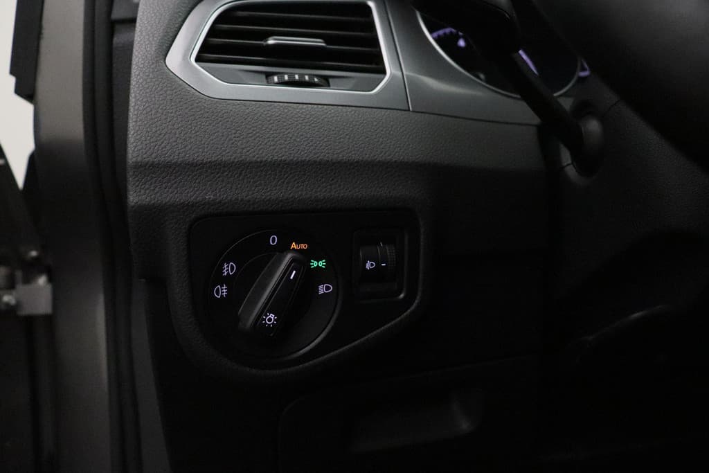 Volkswagen Golf Sportsvan 1.2 TSI Business Edition thumbnail 26