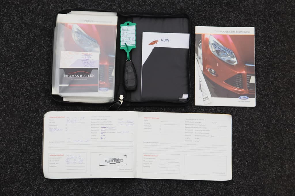 Ford Focus 1.0 EcoBoost Lease Titanium thumbnail 16