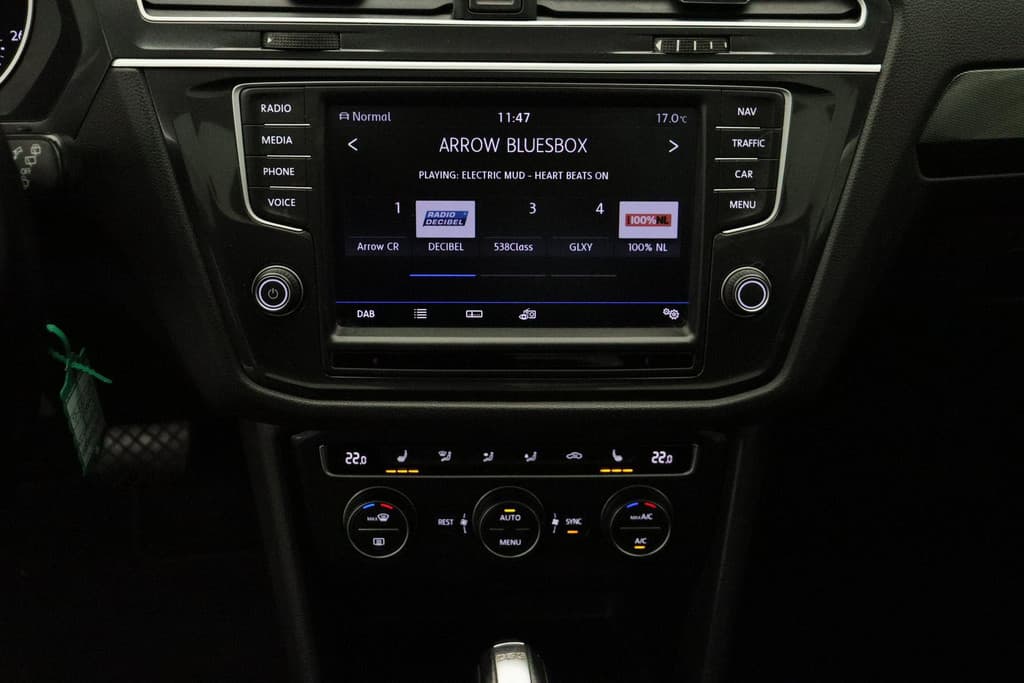 Volkswagen Tiguan 1.4 TSI ACT Connected Series thumbnail 25