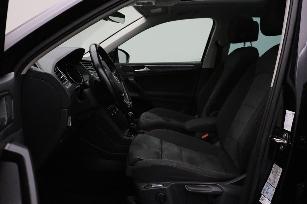 Volkswagen Tiguan 1.4 TSI ACT Connected Series thumbnail 4