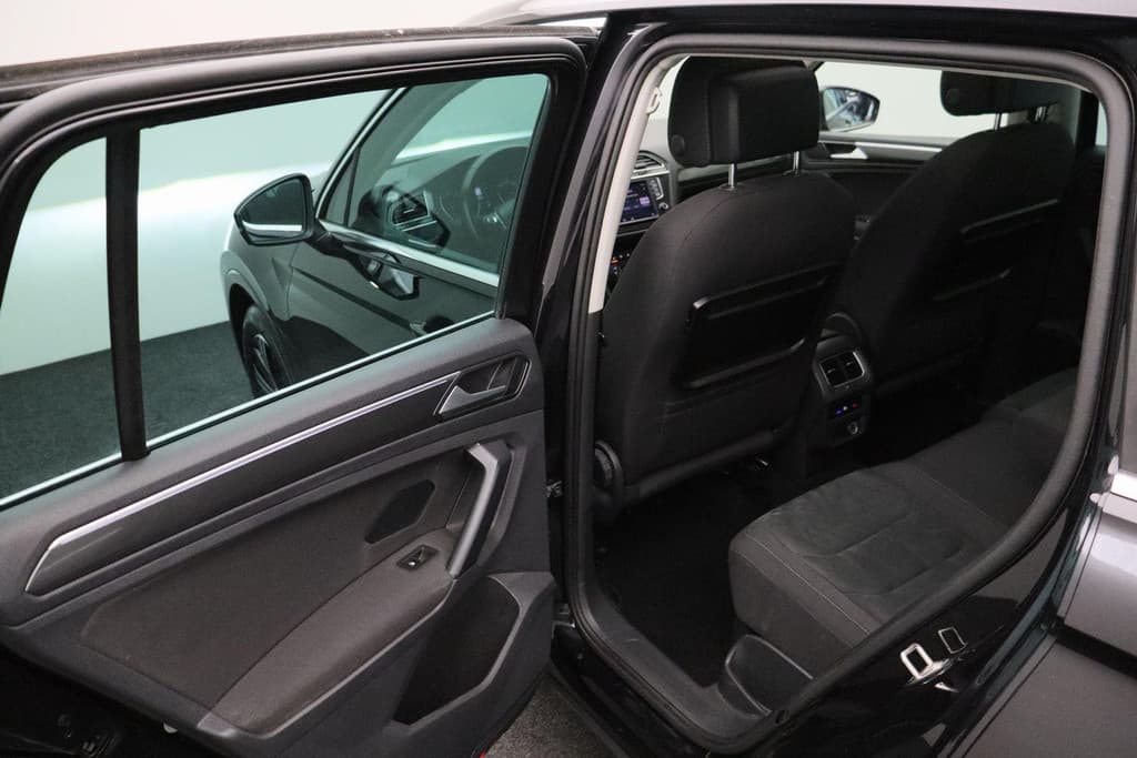Volkswagen Tiguan 1.4 TSI ACT Connected Series thumbnail 10