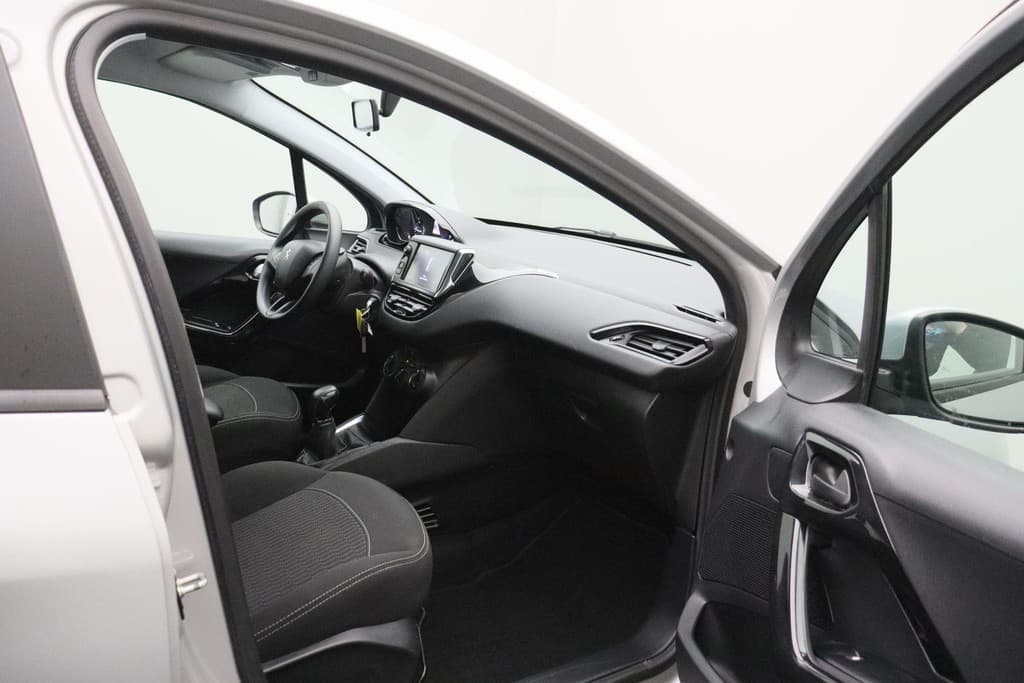 Peugeot 208 1.2 PureTech Blue Lion thumbnail 16