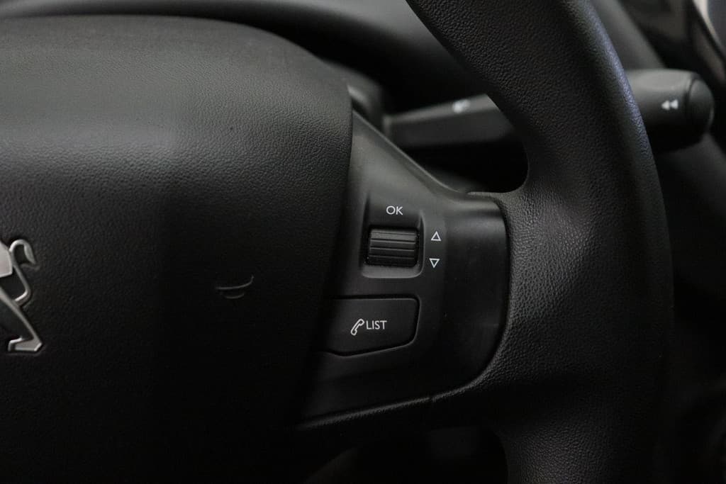 Peugeot 208 1.2 PureTech Blue Lion thumbnail 19