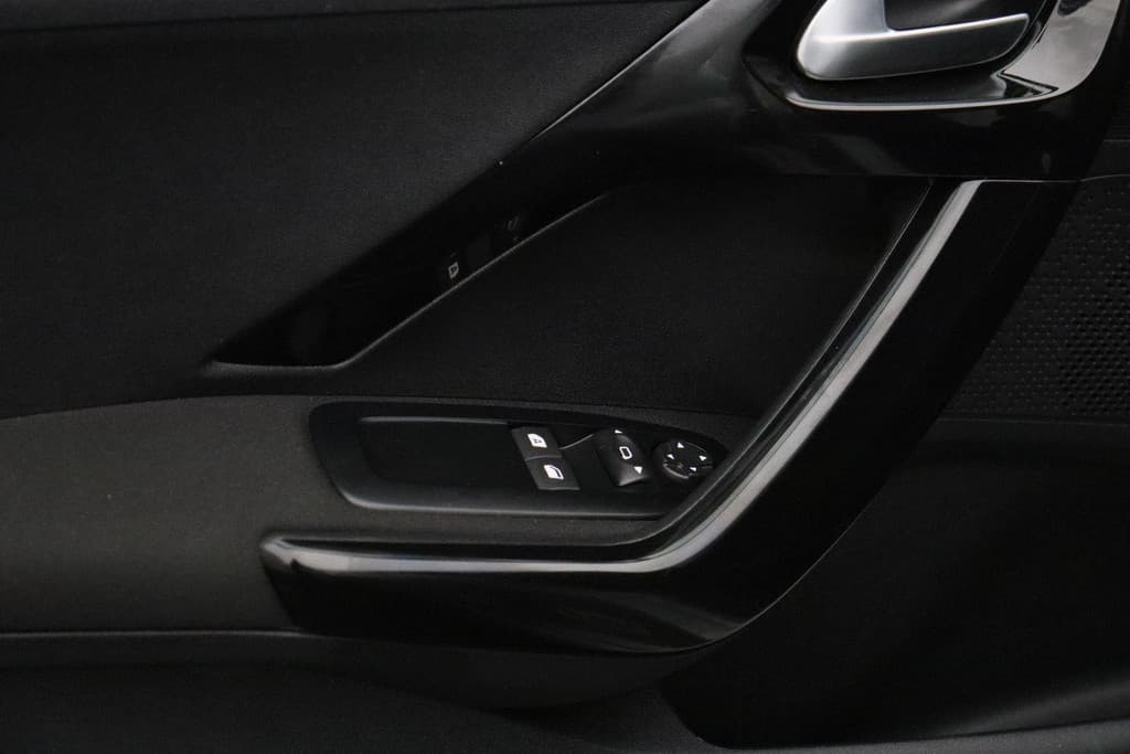 Peugeot 208 1.2 PureTech Blue Lion thumbnail 10