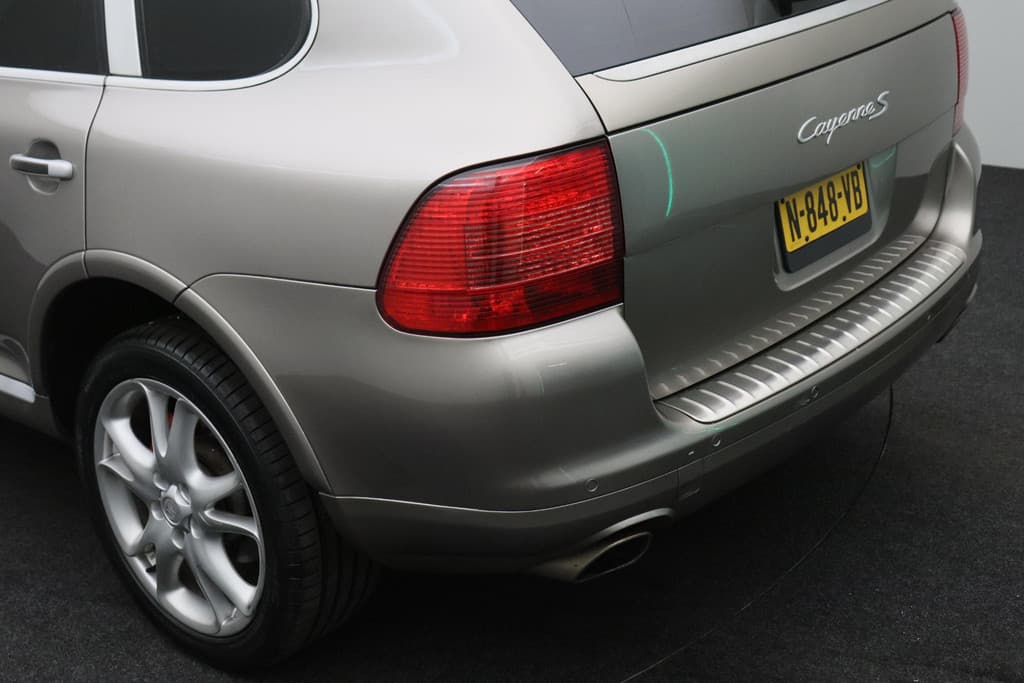 Porsche Cayenne 4.5 S thumbnail 23