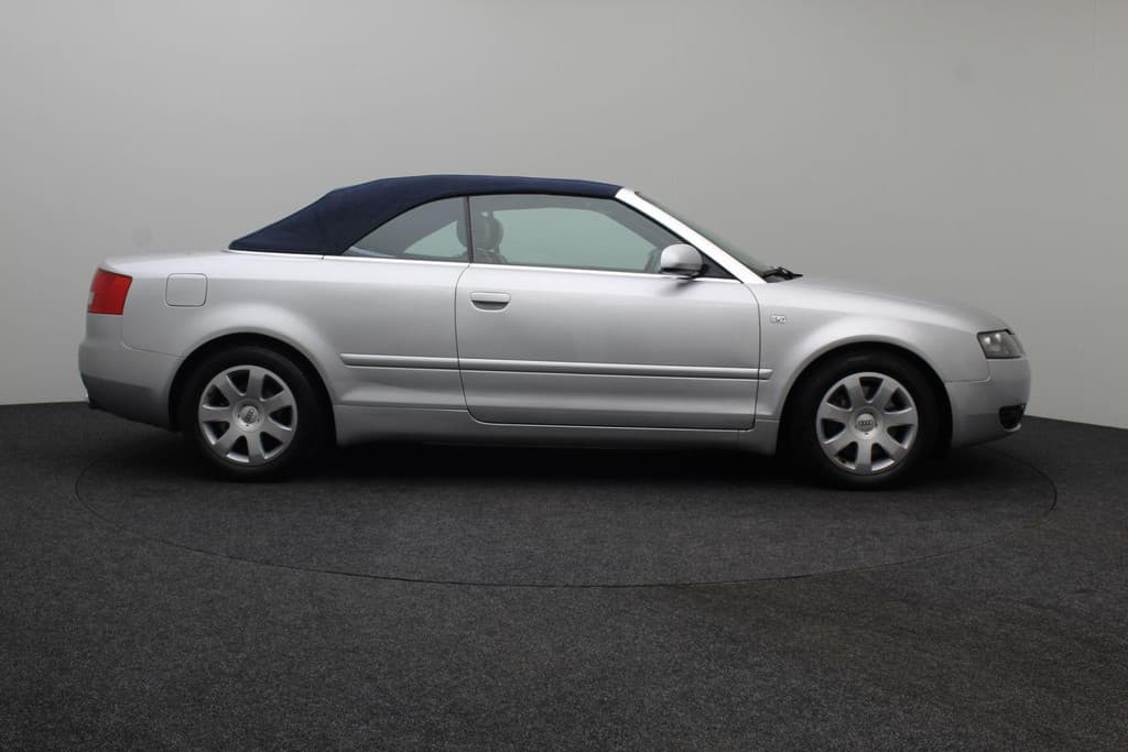 Audi A4 Cabriolet 2.4 V6 Exclusive thumbnail 11