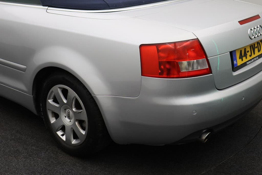Audi A4 Cabriolet 2.4 V6 Exclusive thumbnail 19