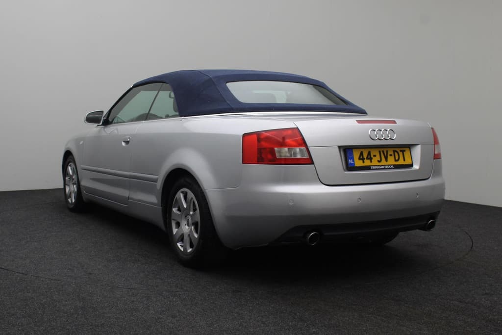 Audi A4 Cabriolet 2.4 V6 Exclusive thumbnail 7