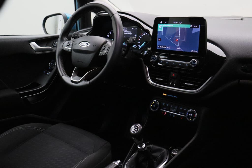 Ford Fiesta 1.0 EcoBoost Titanium thumbnail 13