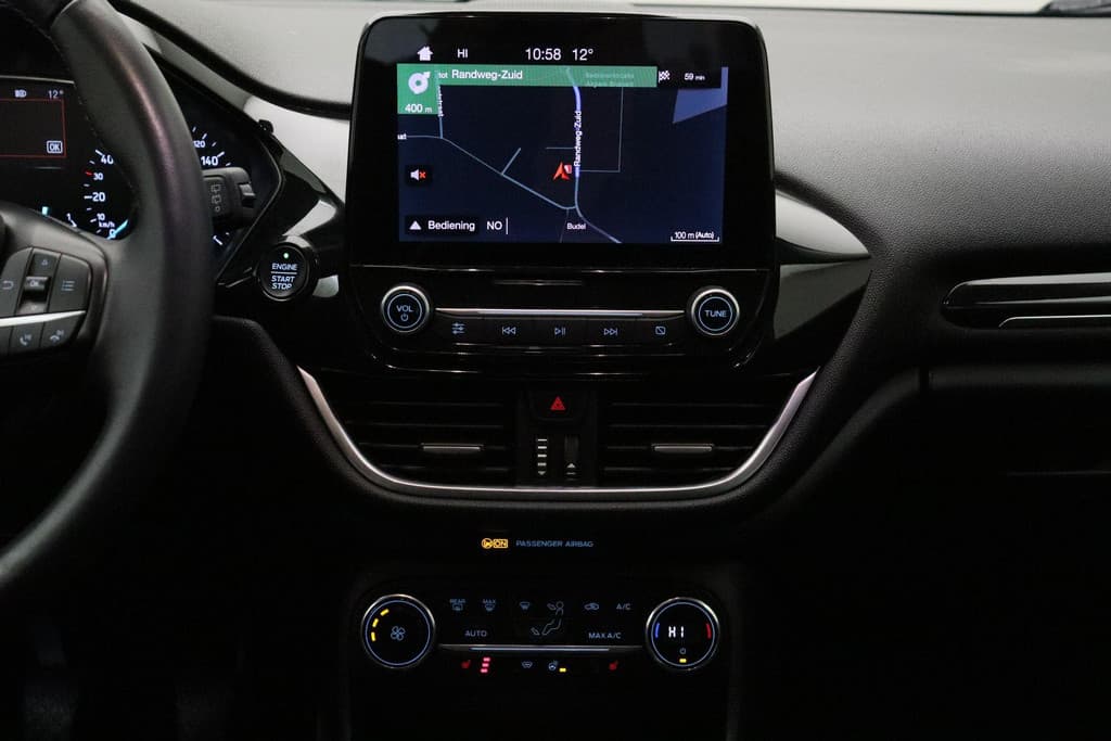 Ford Fiesta 1.0 EcoBoost Titanium thumbnail 18