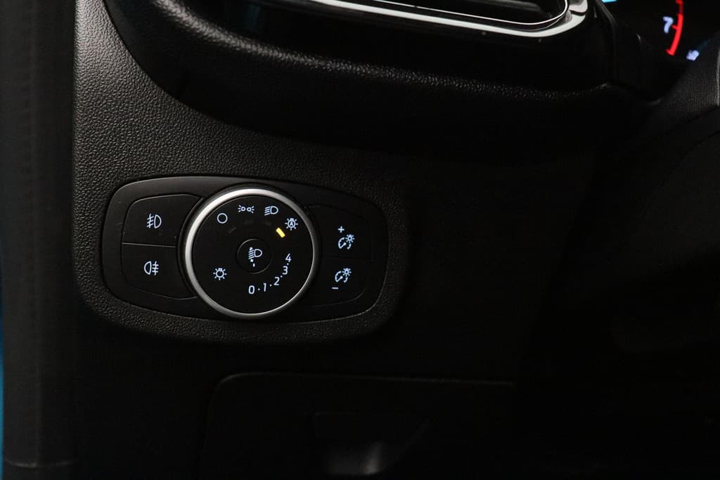 Ford Fiesta 1.0 EcoBoost Titanium thumbnail 21