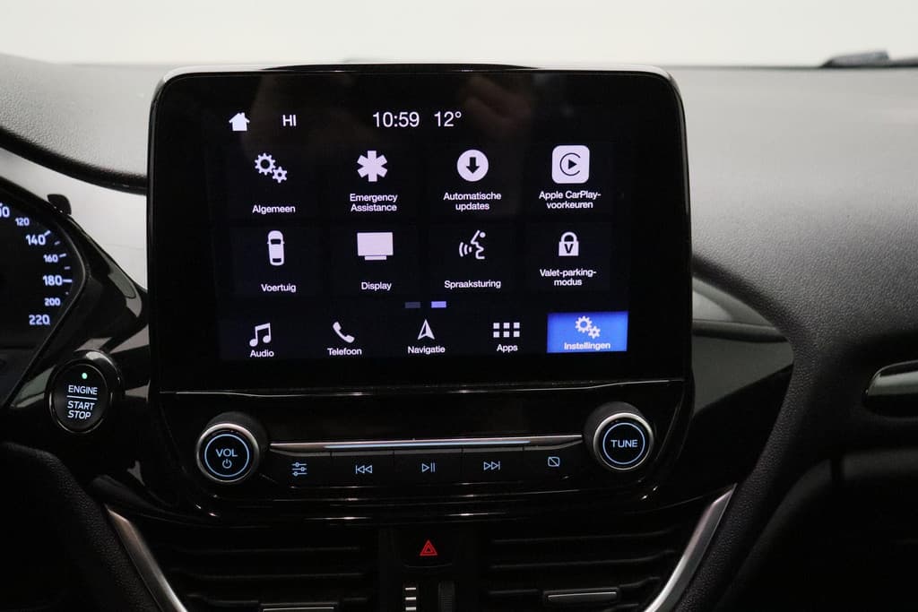 Ford Fiesta 1.0 EcoBoost Titanium thumbnail 24