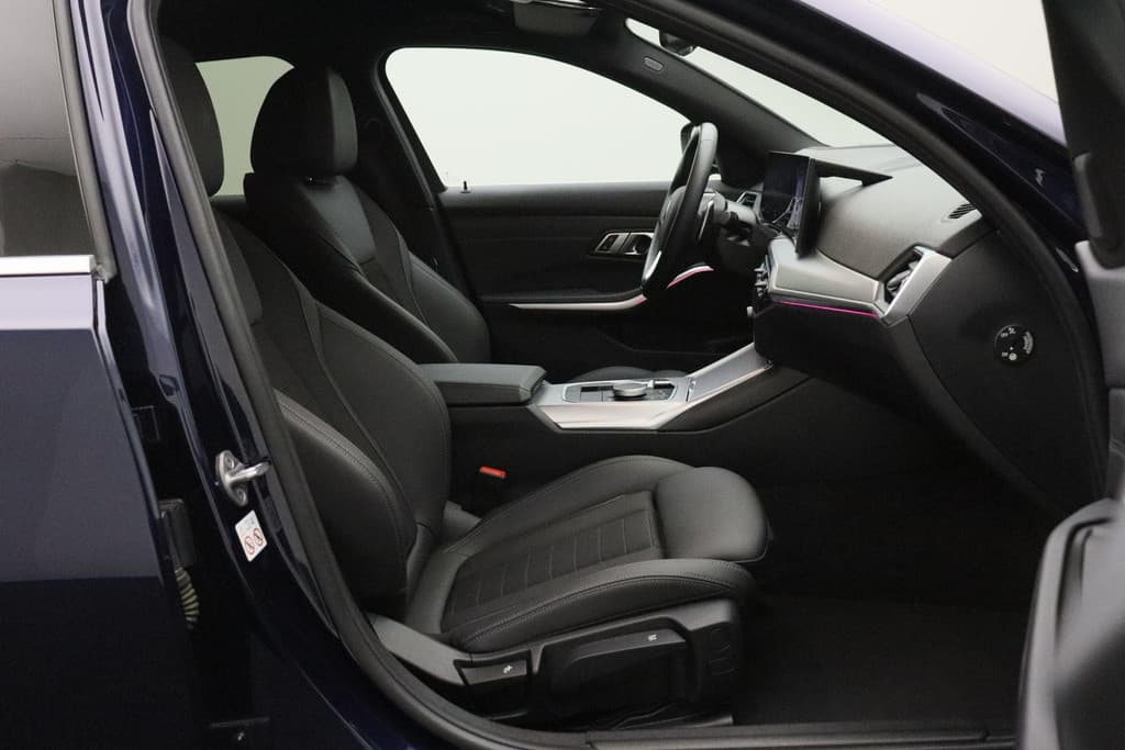 BMW 3 Serie Touring 320e thumbnail 19