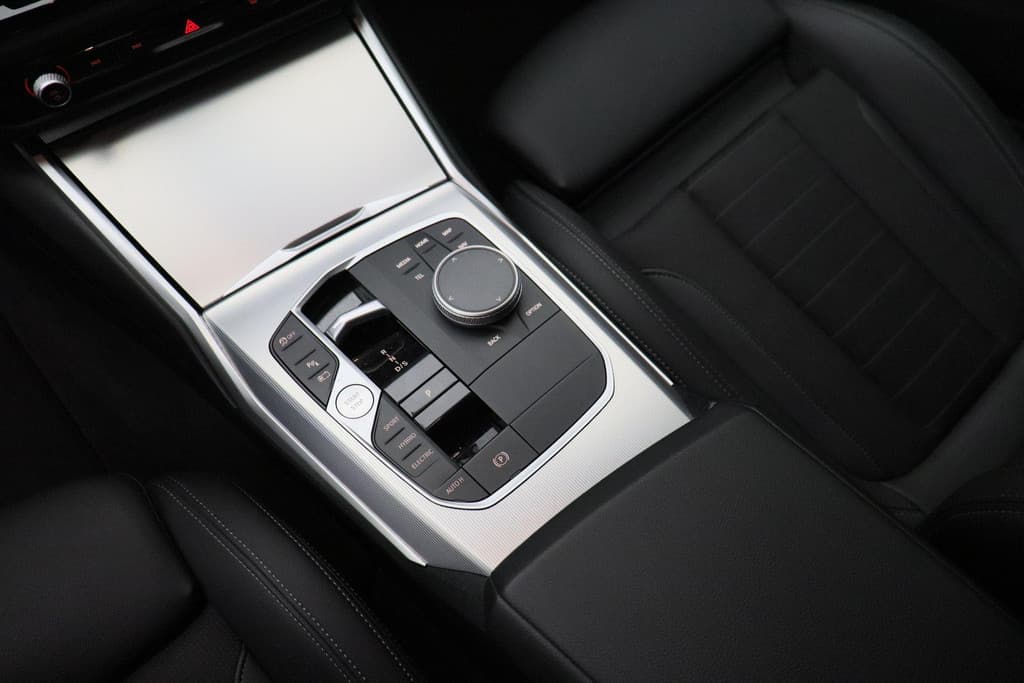 BMW 3 Serie Touring 320e thumbnail 25