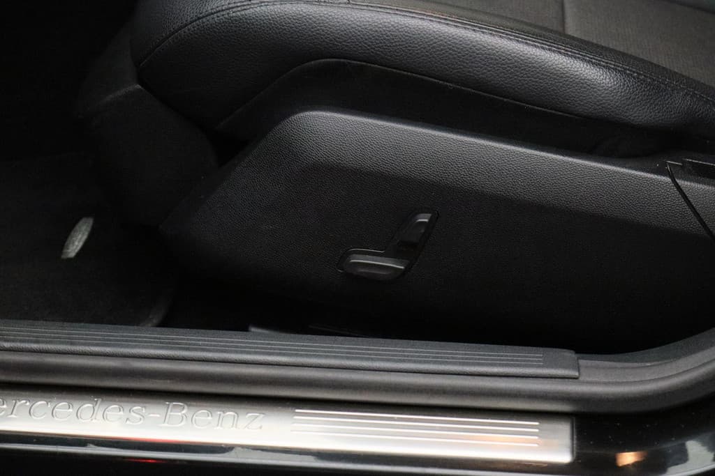 Mercedes-Benz E-Klasse 200 CGI Business Class Avantgarde thumbnail 18