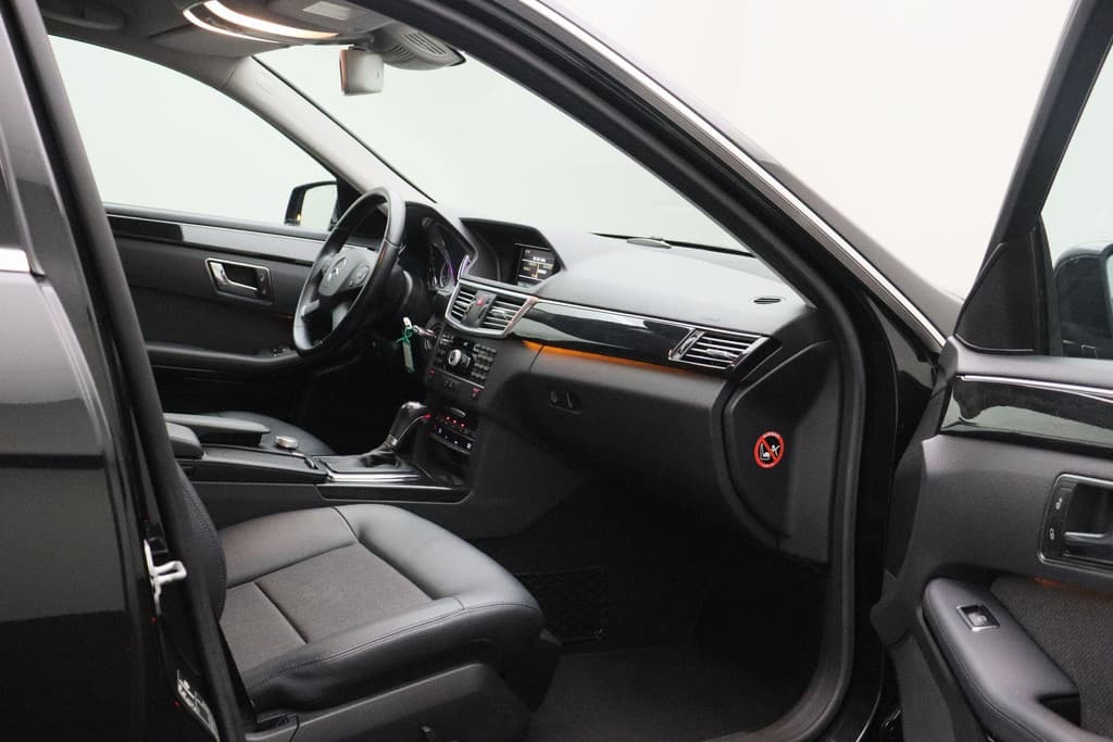 Mercedes-Benz E-Klasse 200 CGI Business Class Avantgarde thumbnail 19