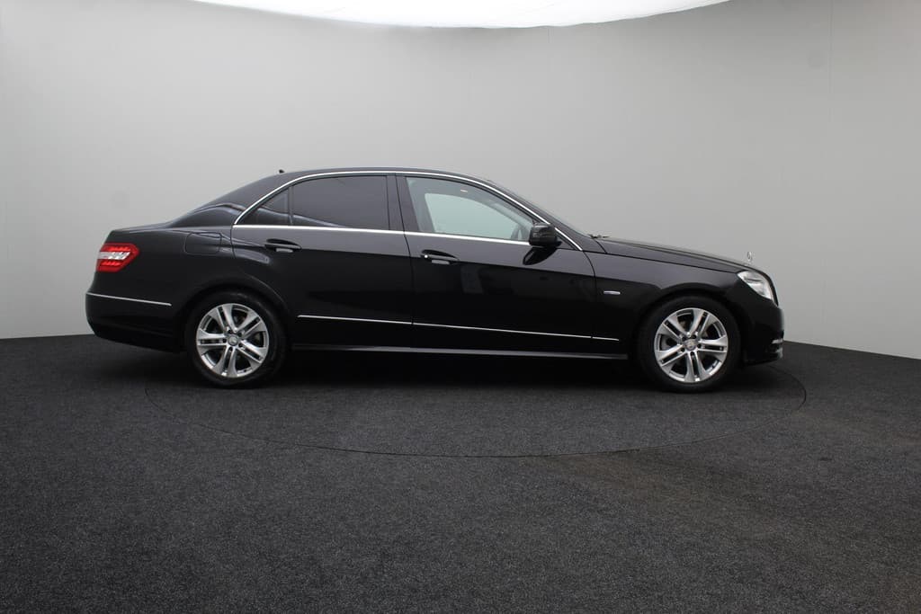 Mercedes-Benz E-Klasse 200 CGI Business Class Avantgarde thumbnail 20