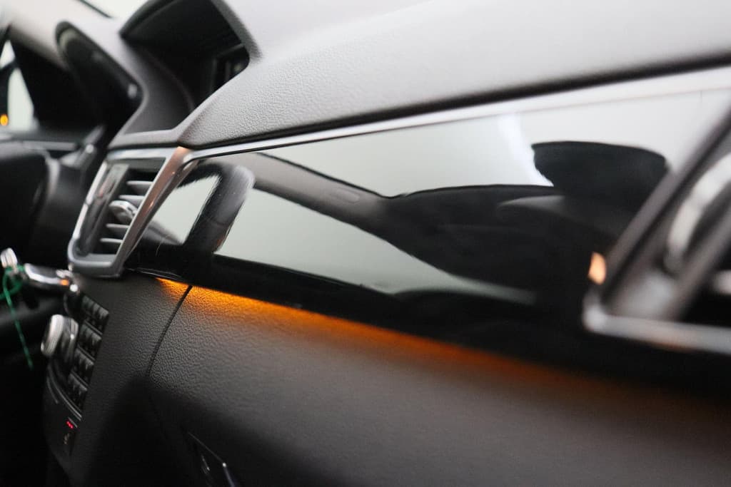 Mercedes-Benz E-Klasse 200 CGI Business Class Avantgarde thumbnail 23