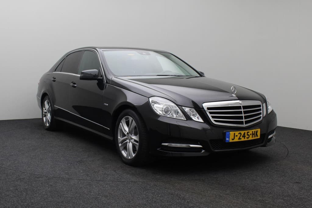 Mercedes-Benz E-Klasse 200 CGI Business Class Avantgarde thumbnail 24