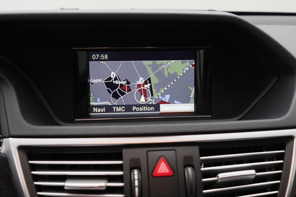 Mercedes-Benz E-Klasse 200 CGI Business Class Avantgarde thumbnail 29