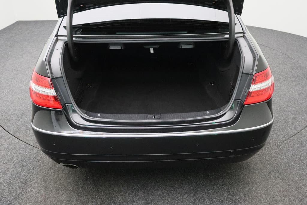 Mercedes-Benz E-Klasse 200 CGI Business Class Avantgarde thumbnail 38