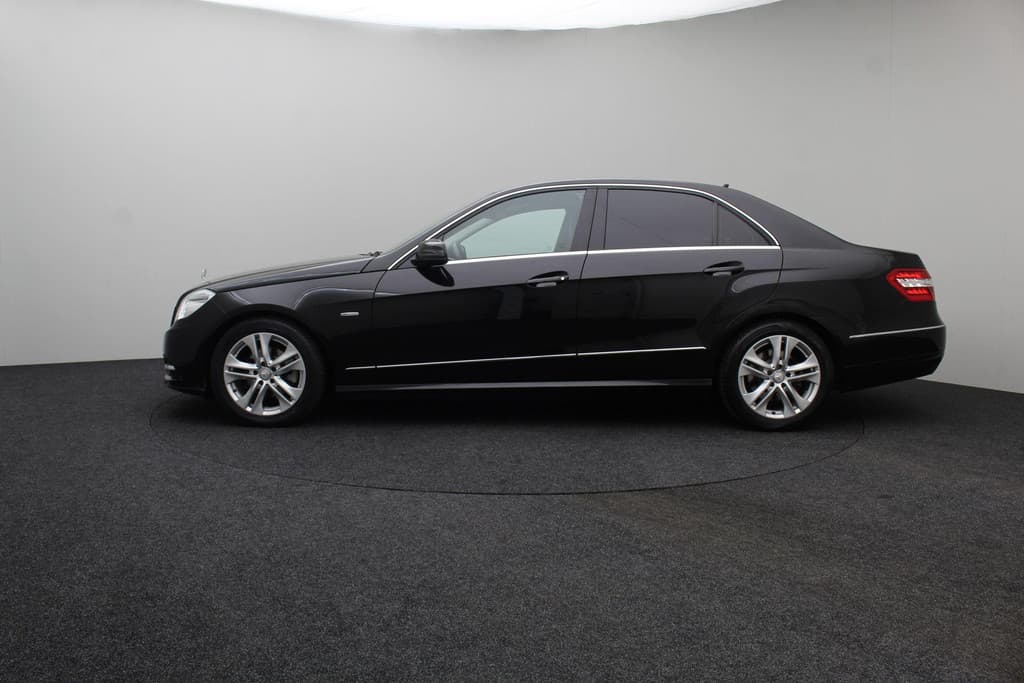 Mercedes-Benz E-Klasse 200 CGI Business Class Avantgarde thumbnail 8