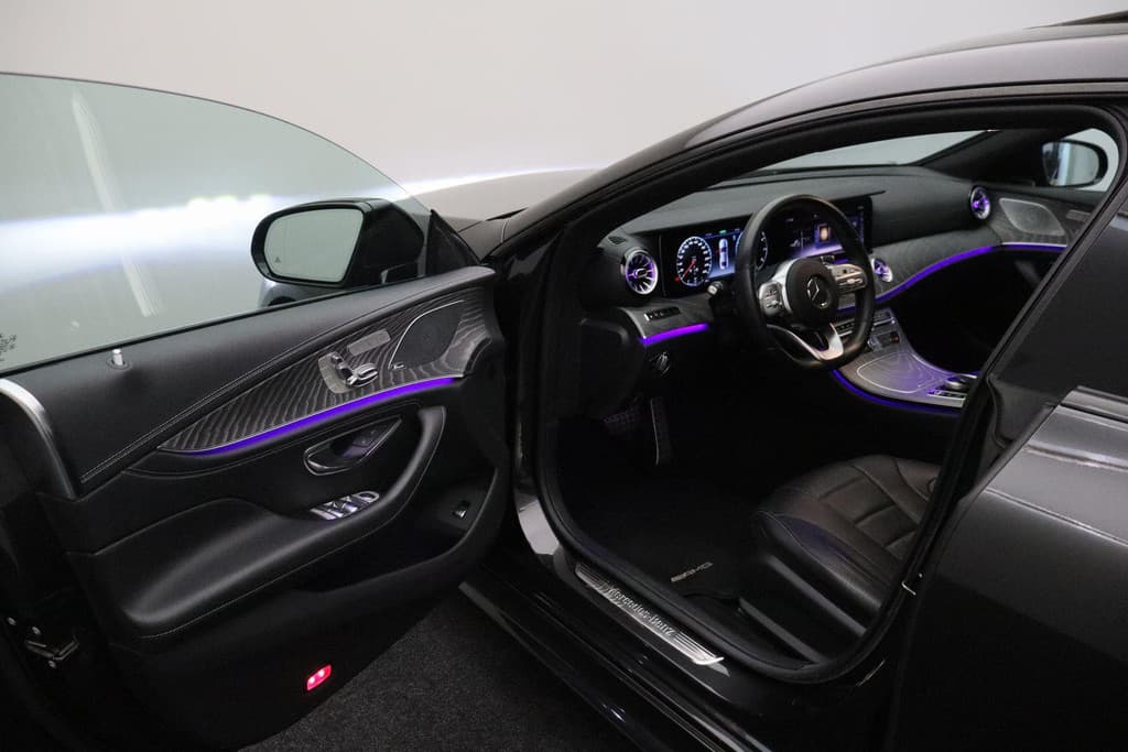 Mercedes-Benz CLS-Klasse 450 4MATIC Premium Plus thumbnail 4
