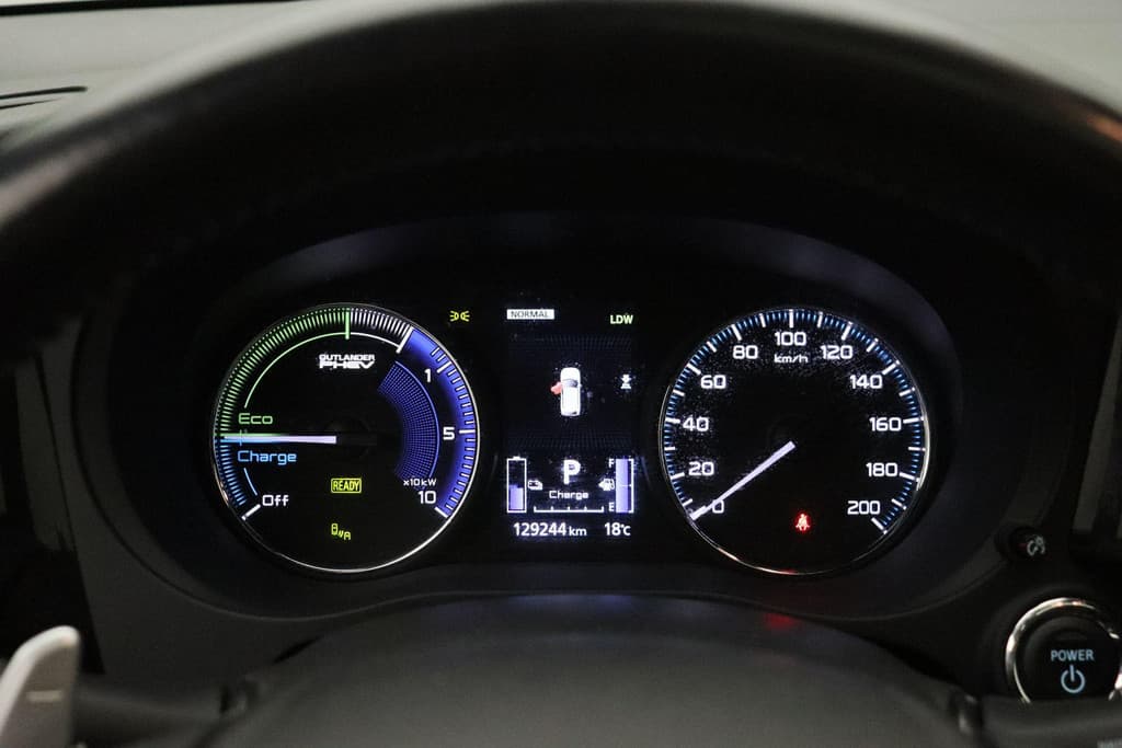 Mitsubishi Outlander 2.4 PHEV S-Edition thumbnail 20