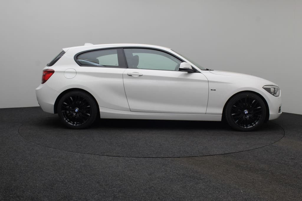 BMW 1-serie 114i EDE Executive thumbnail 15