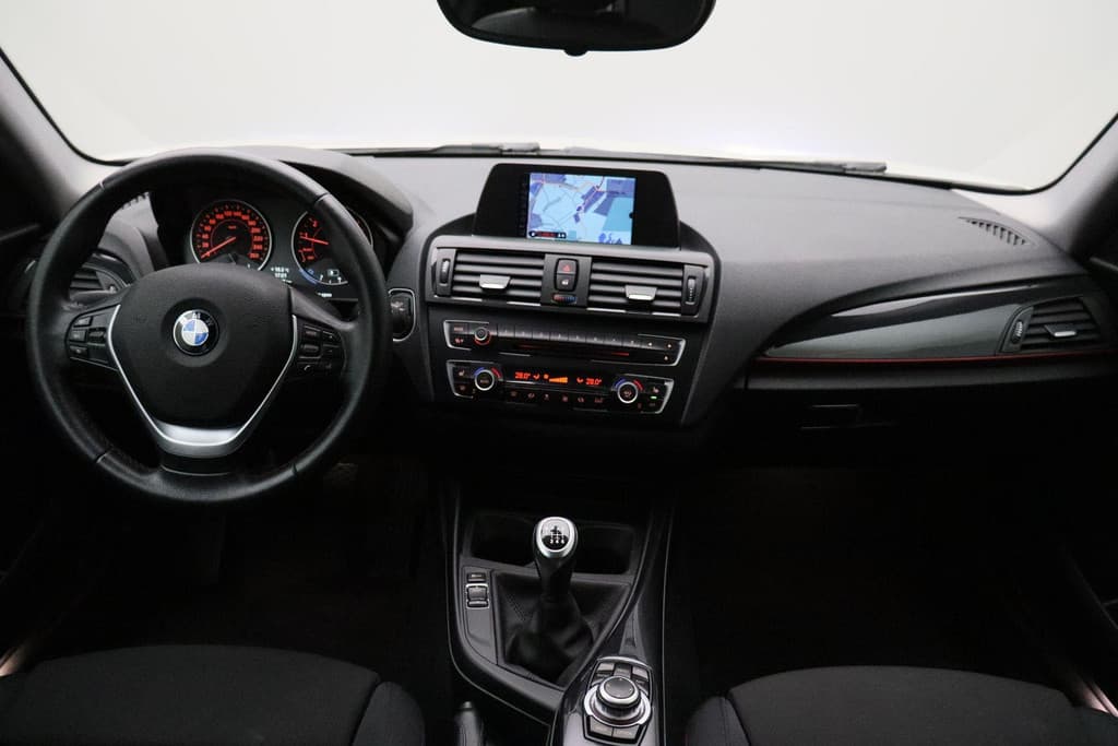 BMW 1-serie 114i EDE Executive thumbnail 6