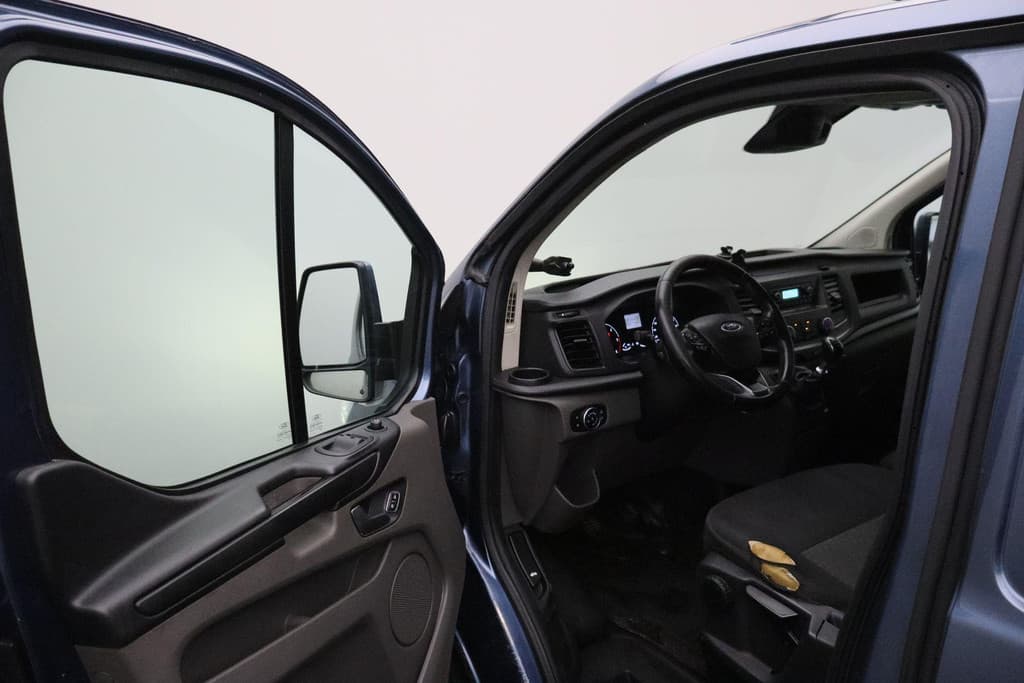 Ford Transit Custom 300 2.0 TDCI L2H1 Trend thumbnail 2