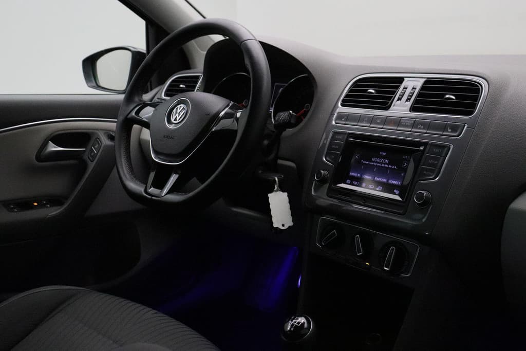 Volkswagen Polo 1.2 TSI Highline thumbnail 17