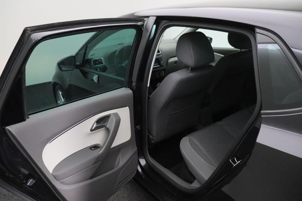 Volkswagen Polo 1.2 TSI Highline thumbnail 10