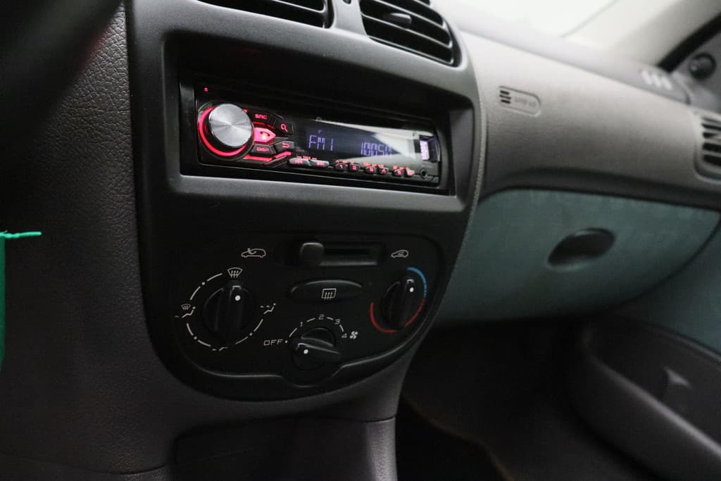 Peugeot 206 1.4 XR thumbnail 10