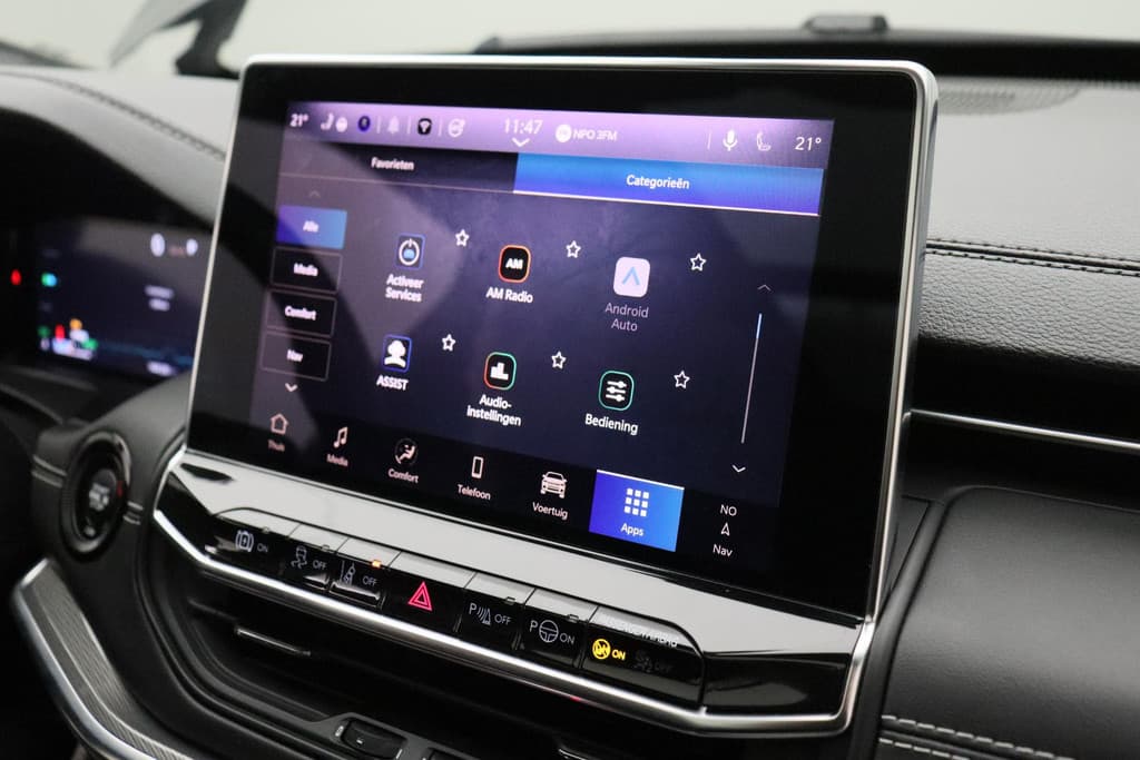 Jeep Compass 4xe 240 Plug-in Hybrid Electric S thumbnail 19