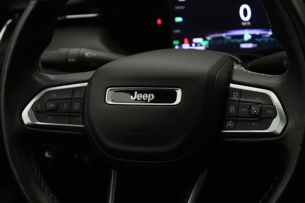 Jeep Compass 4xe 240 Plug-in Hybrid Electric S thumbnail 22