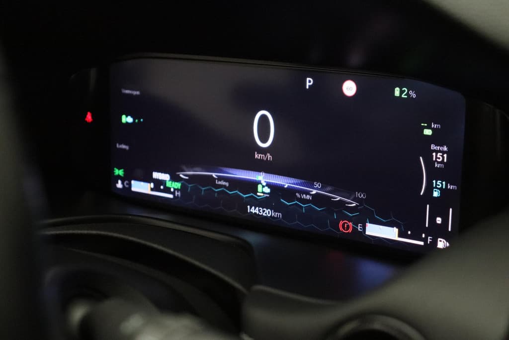 Jeep Compass 4xe 240 Plug-in Hybrid Electric S thumbnail 27