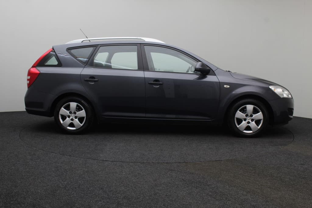 Kia Cee'd Sporty Wagon 1.6 Fifteen thumbnail 14