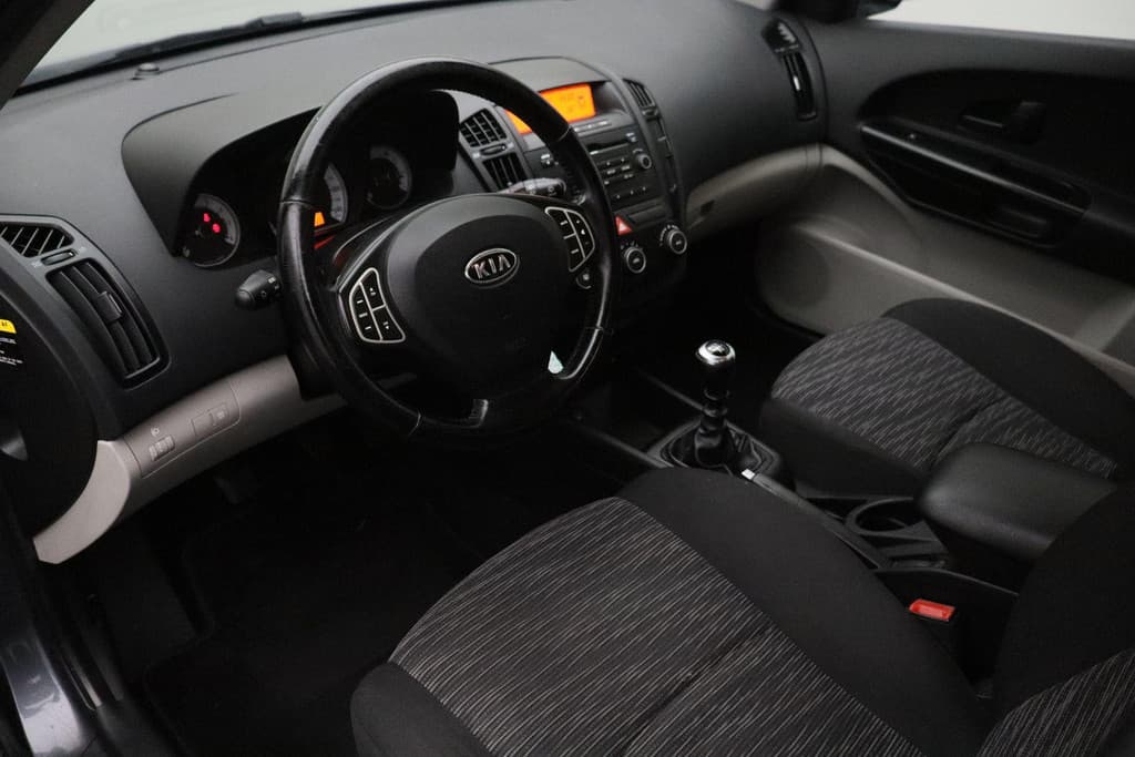 Kia Cee'd Sporty Wagon 1.6 Fifteen thumbnail 7