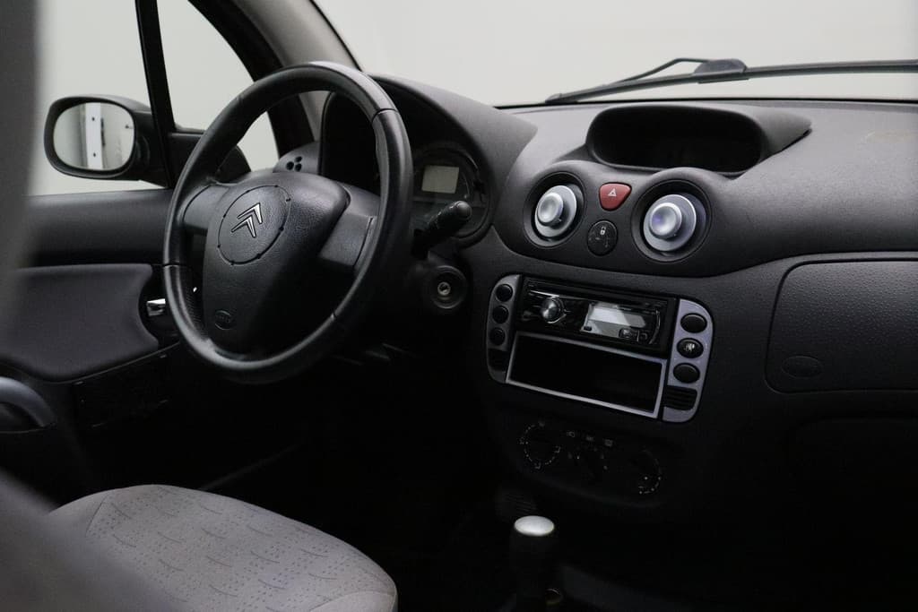 Citroën C3 1.4i Attraction thumbnail 9