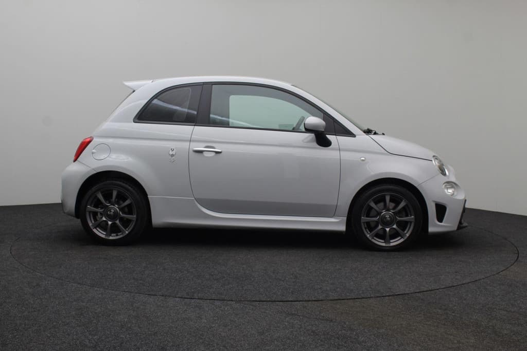 Fiat 500 1.4 T-Jet Abarth 595 thumbnail 11