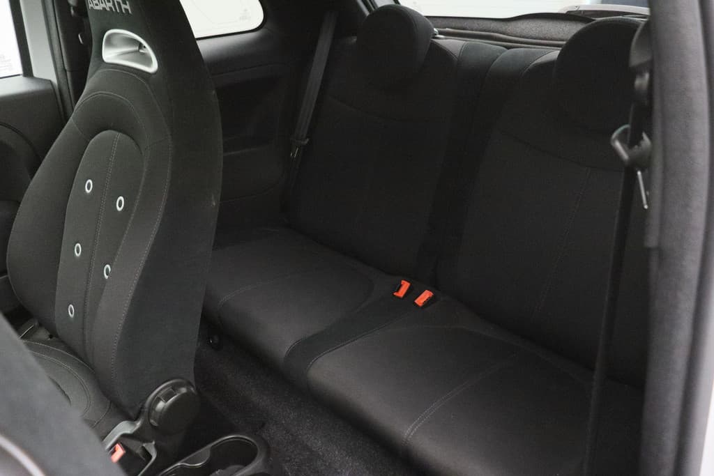 Fiat 500 1.4 T-Jet Abarth 595 thumbnail 10