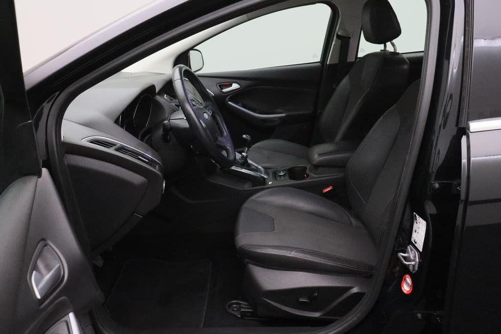 Ford Focus 1.6 EcoBoost First Edition thumbnail 12