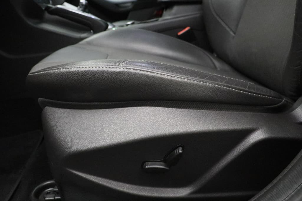 Ford Focus 1.6 EcoBoost First Edition thumbnail 22