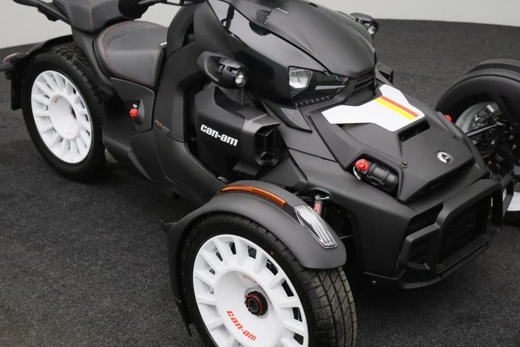 CAN-AM Onbekend Ryker 900 thumbnail 4