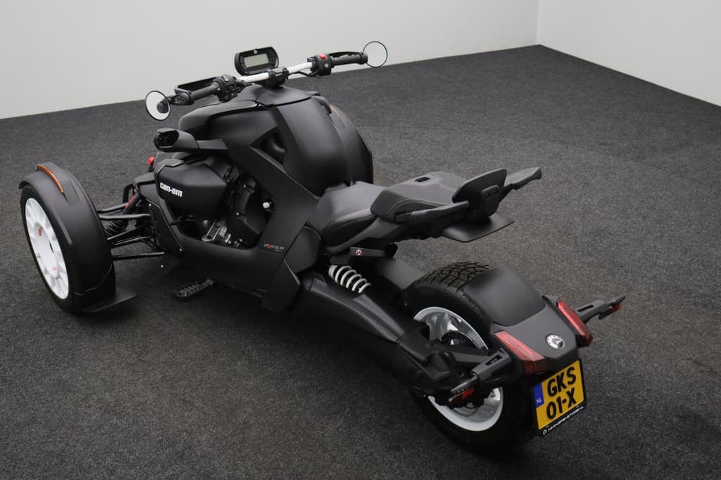 CAN-AM Onbekend Ryker 900 thumbnail 6